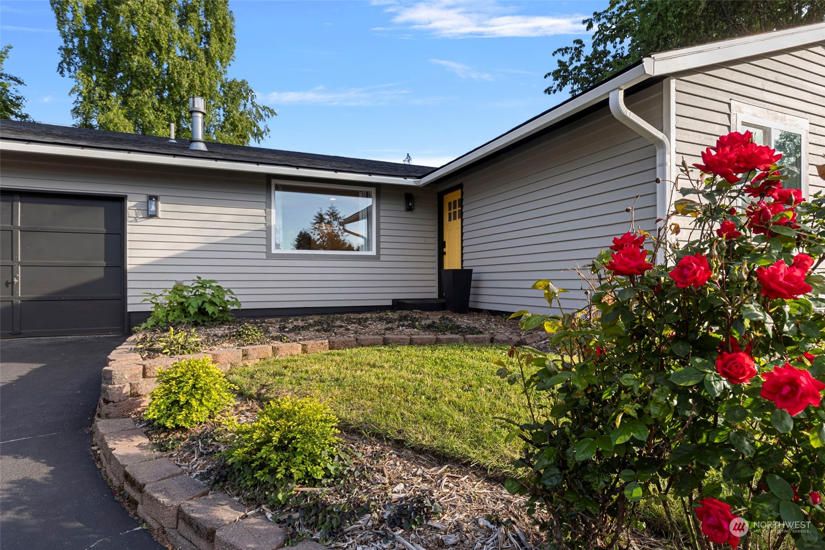 2206 Woodridge Avenue