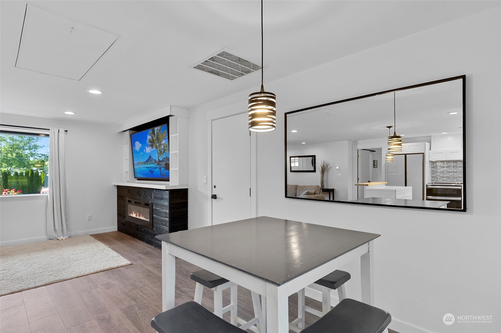 2206 Woodridge Avenue