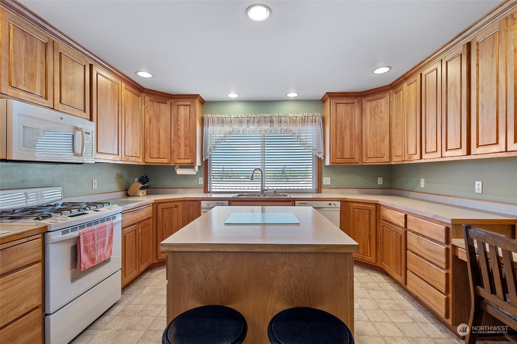 1315 SW Harbor Vista Circle