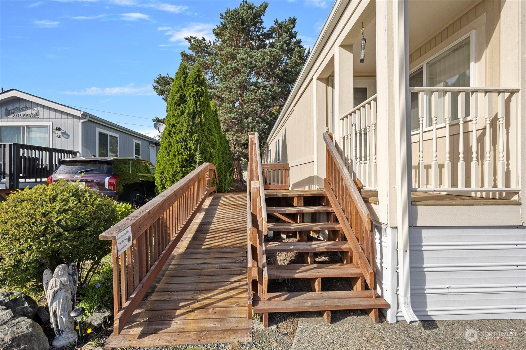 225 NE Ernst Street Unit: 61