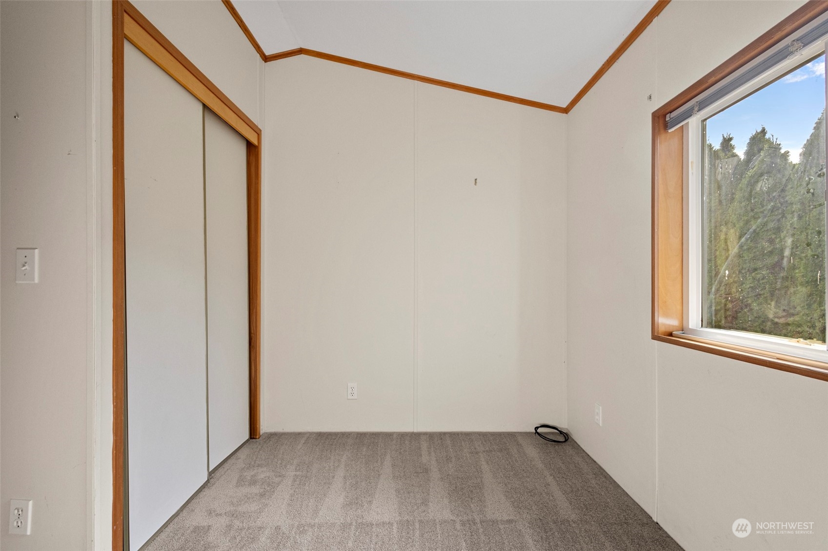 225 NE Ernst Street Unit: 61