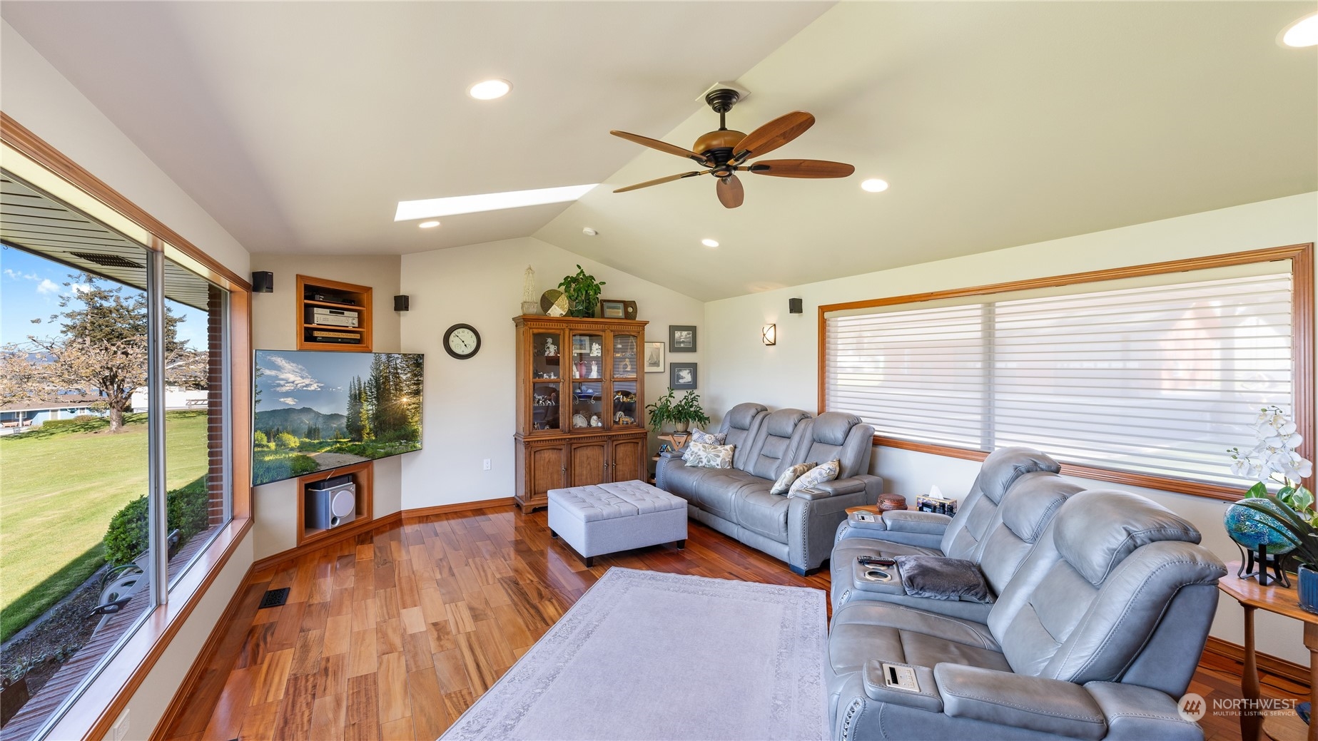 1575 Scenic Heights Road