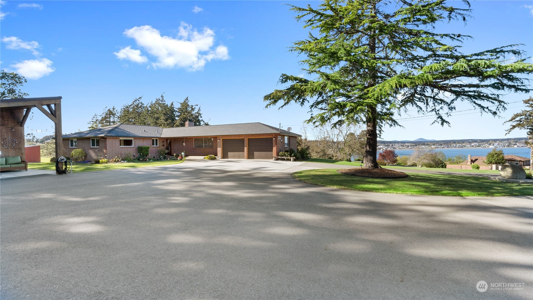 1575 Scenic Heights Road