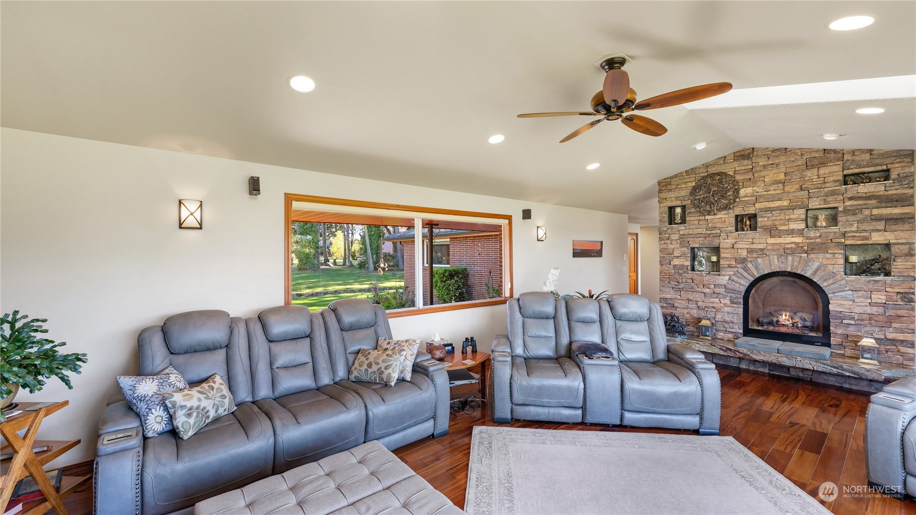 1575 Scenic Heights Road