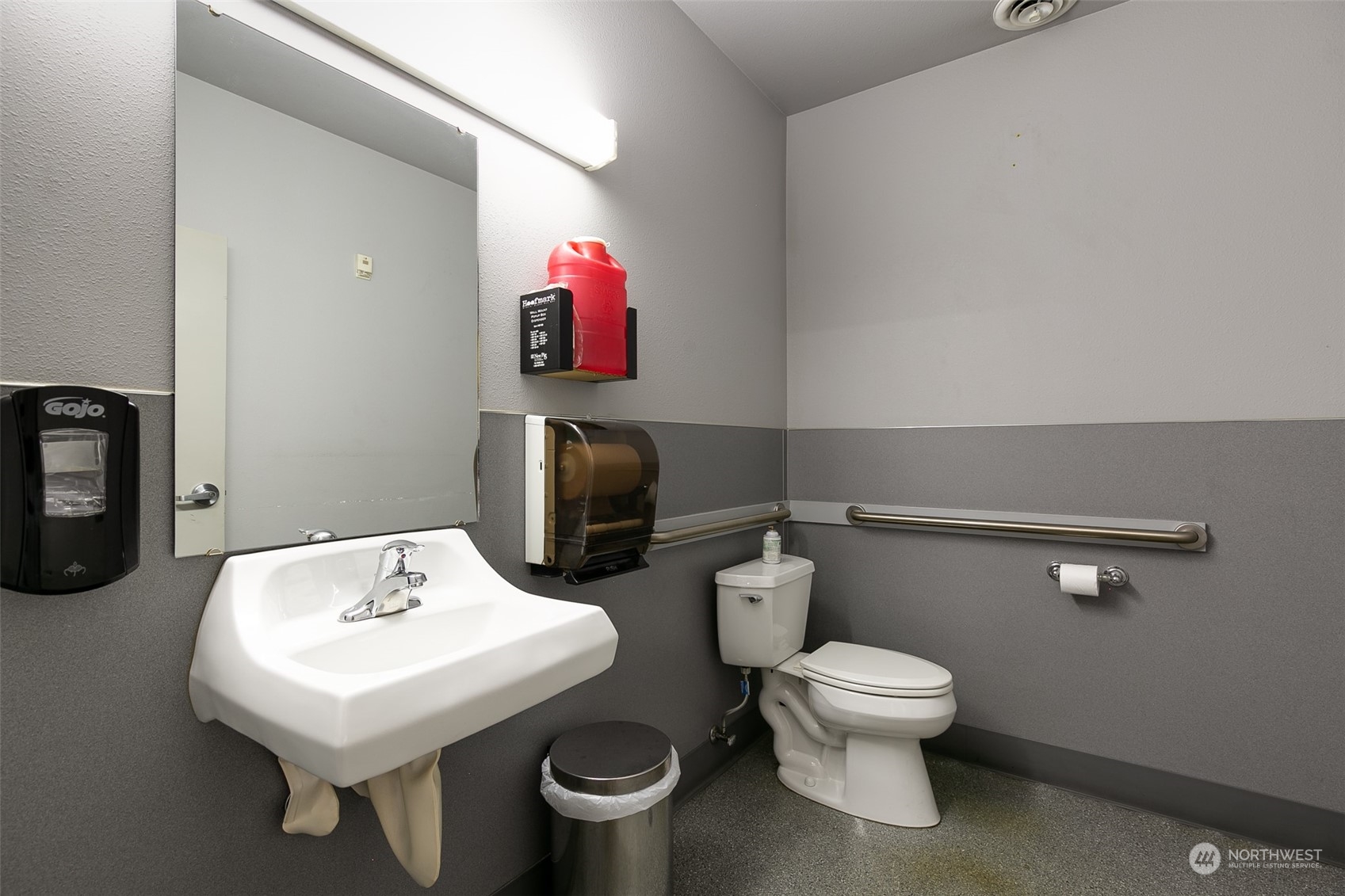 152 NE Midway Boulevard