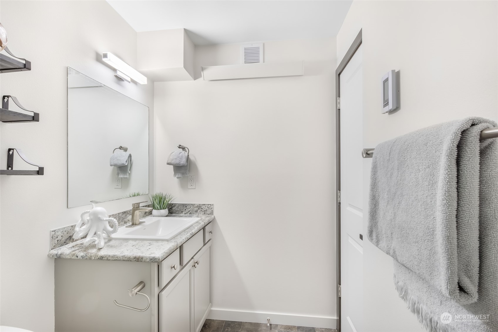 1651 SW Mulberry Place Unit: E203