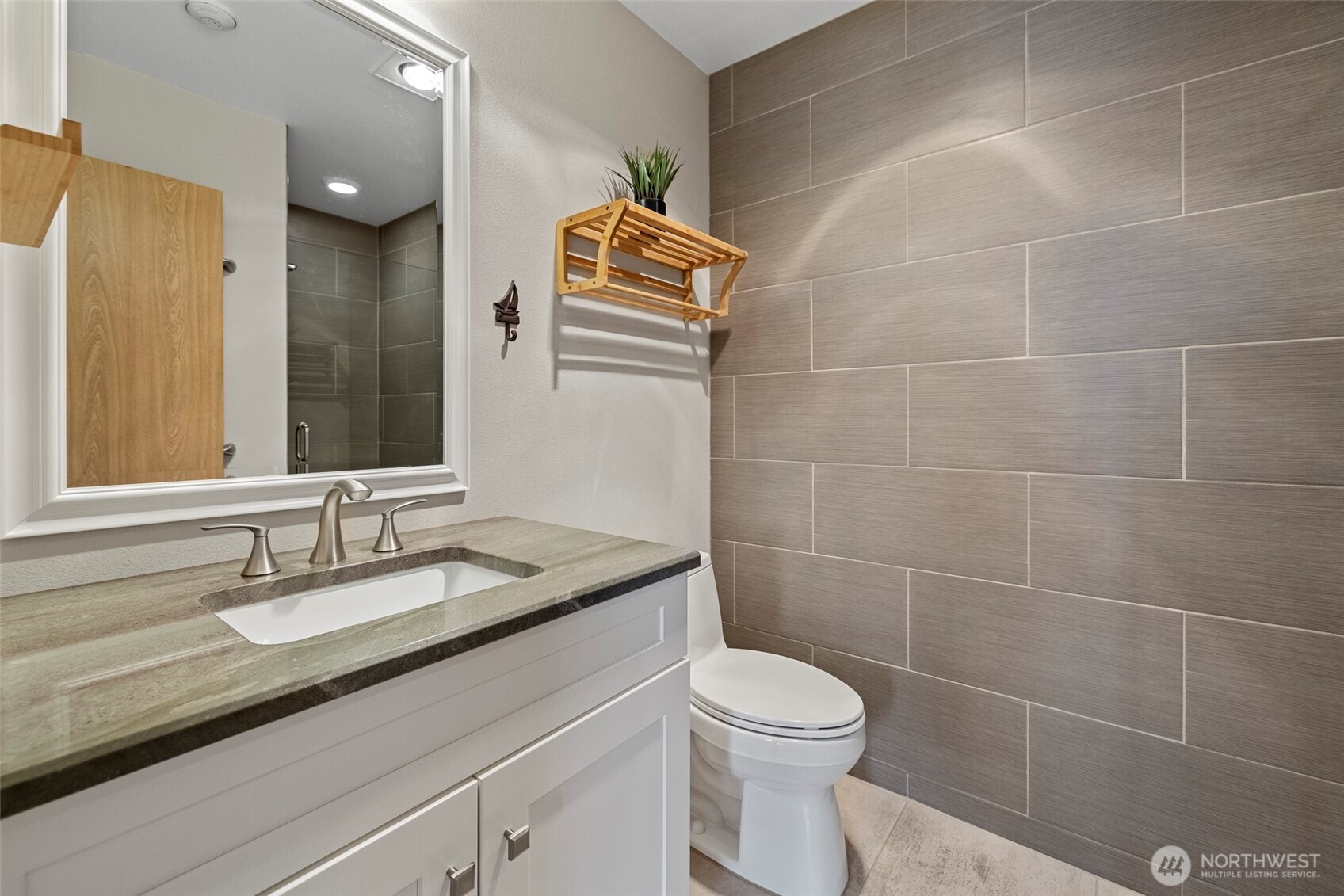 320 SE Barrington Drive Unit: A302