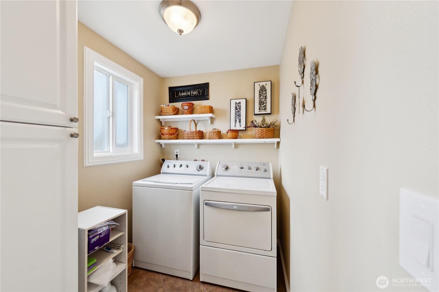 1058 SW Leschi Drive