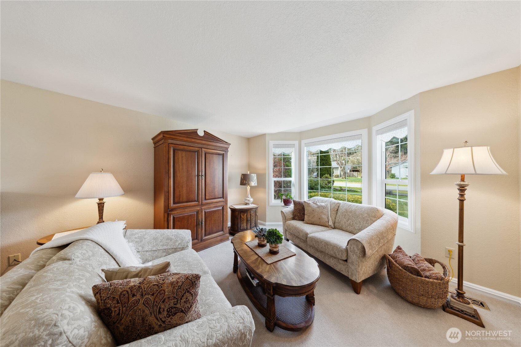 1058 SW Leschi Drive