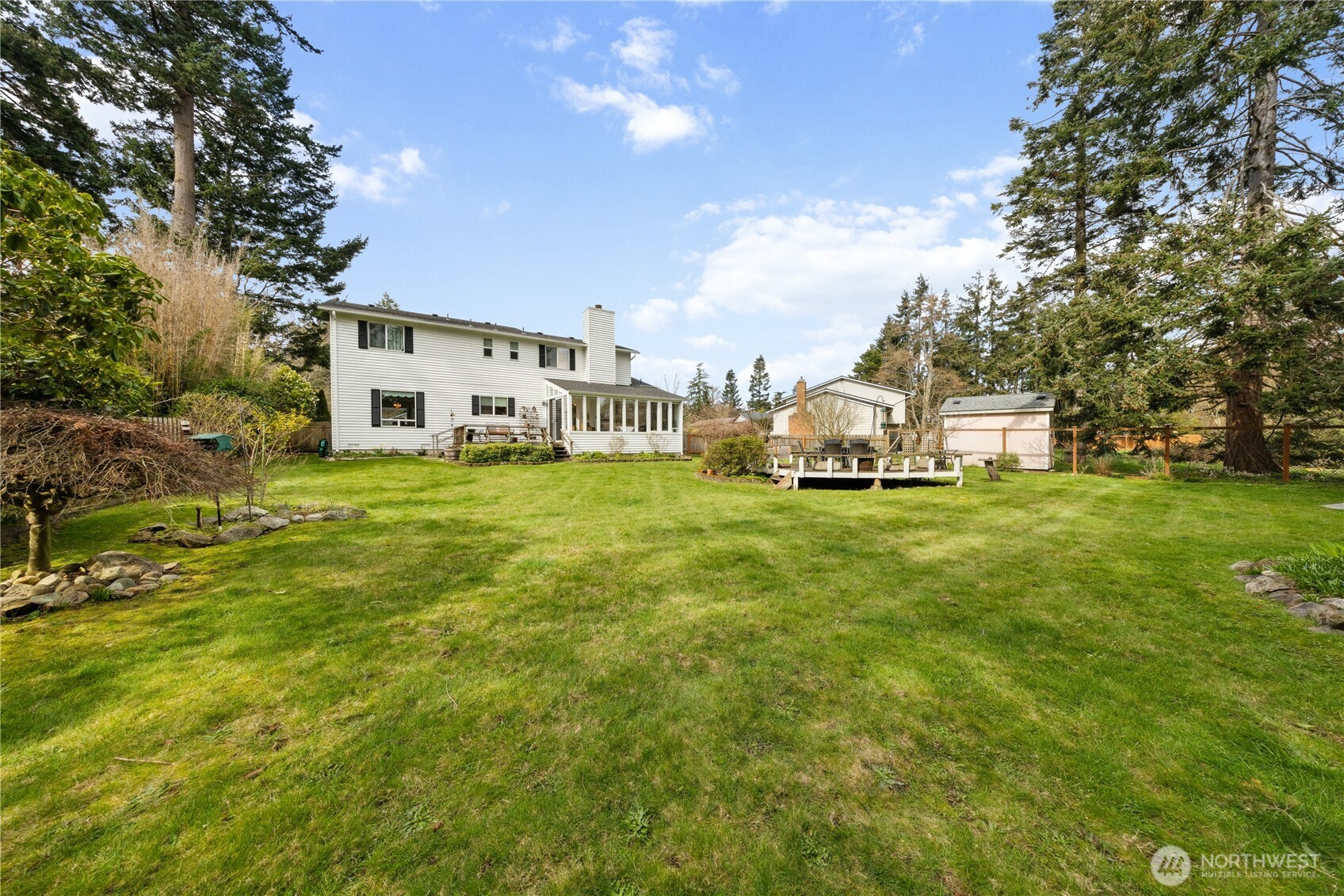 1058 SW Leschi Drive