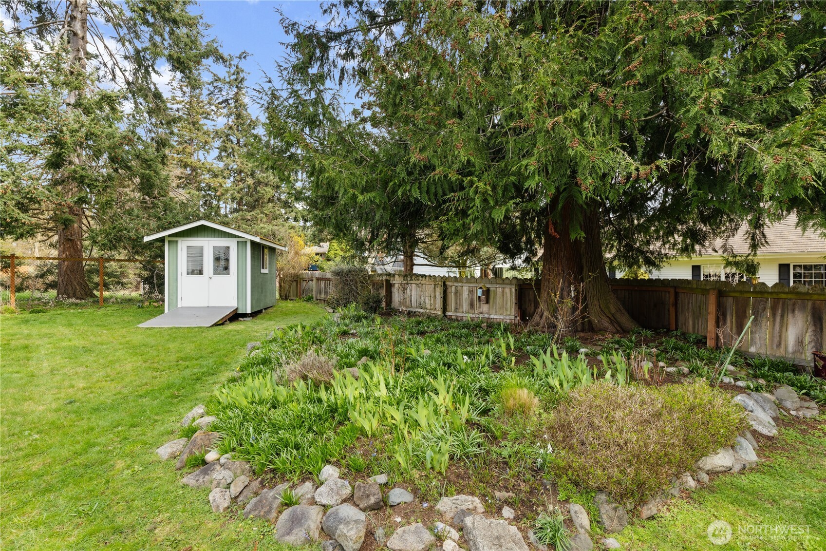 1058 SW Leschi Drive
