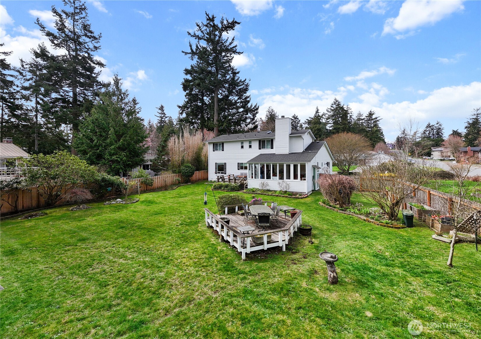 1058 SW Leschi Drive