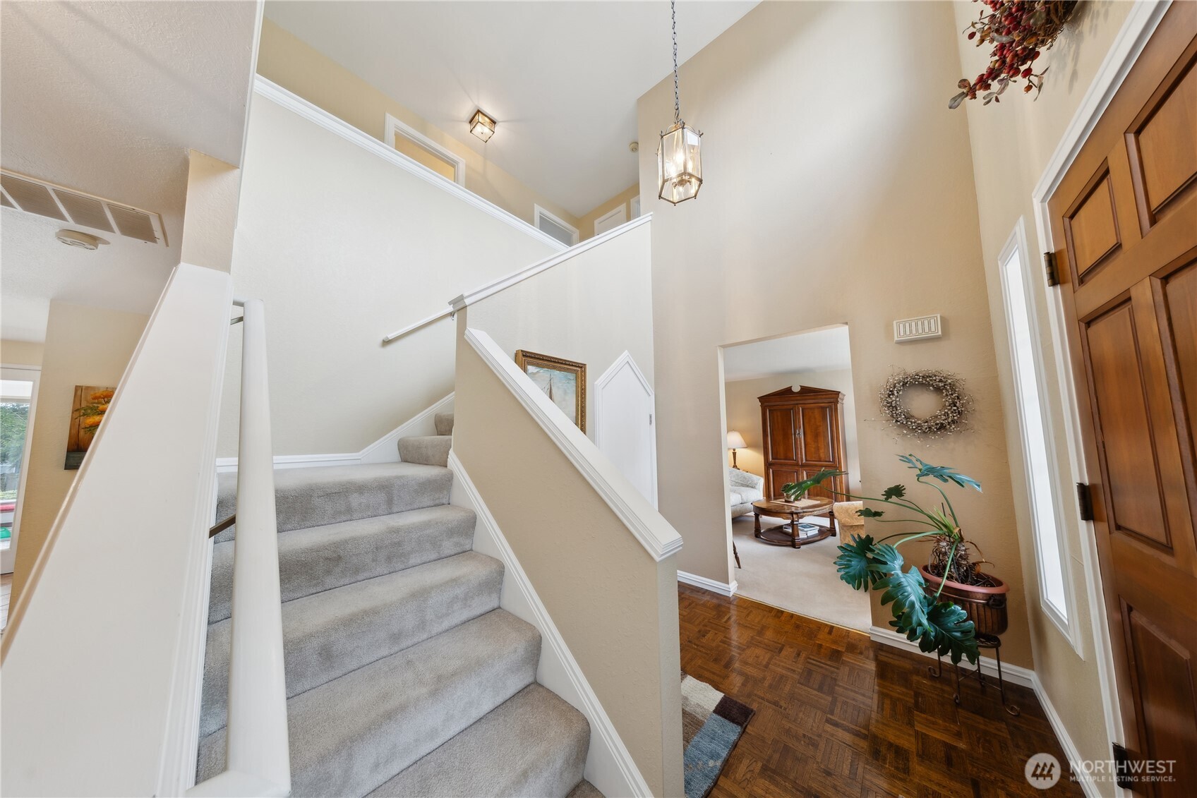 1058 SW Leschi Drive