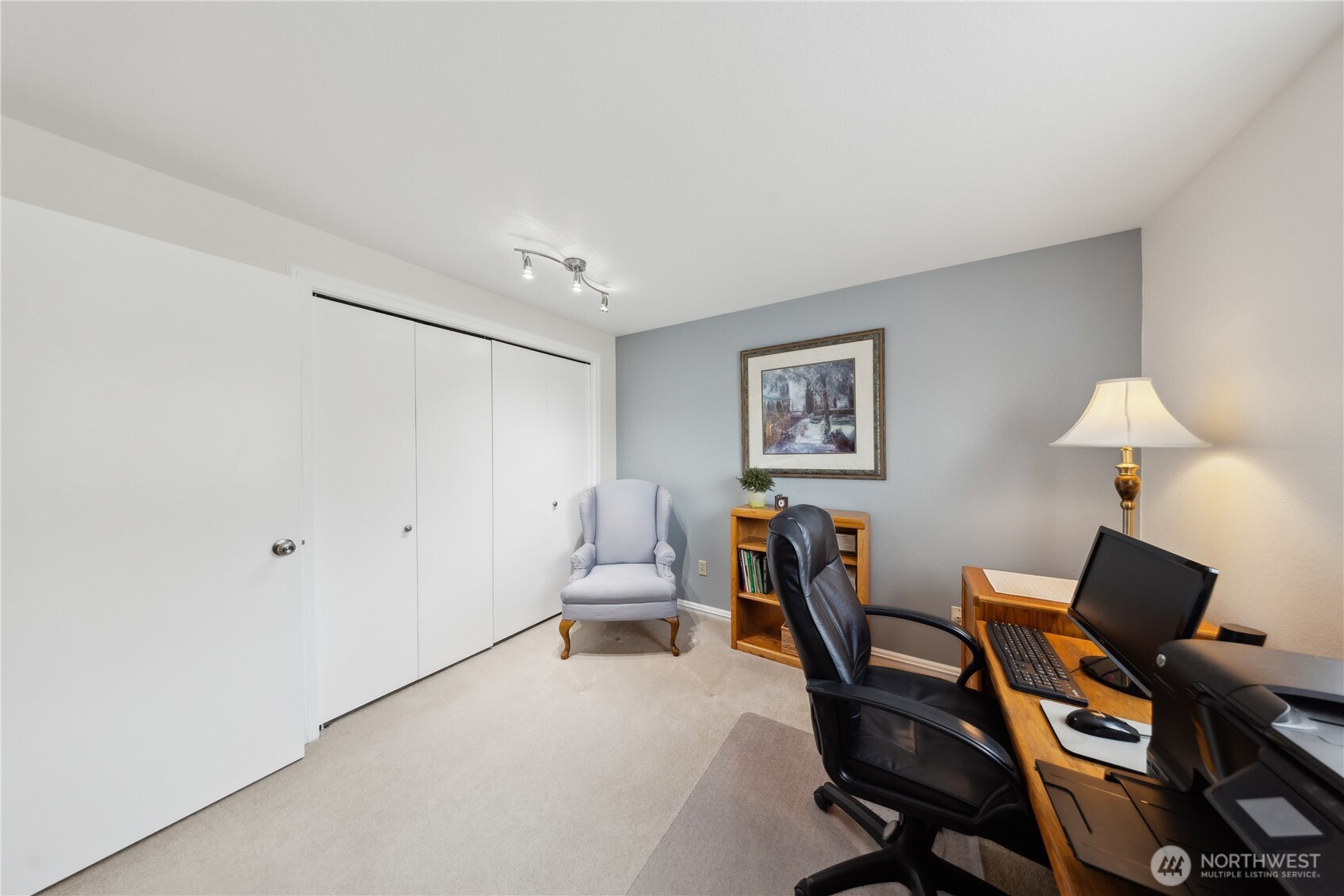 1058 SW Leschi Drive