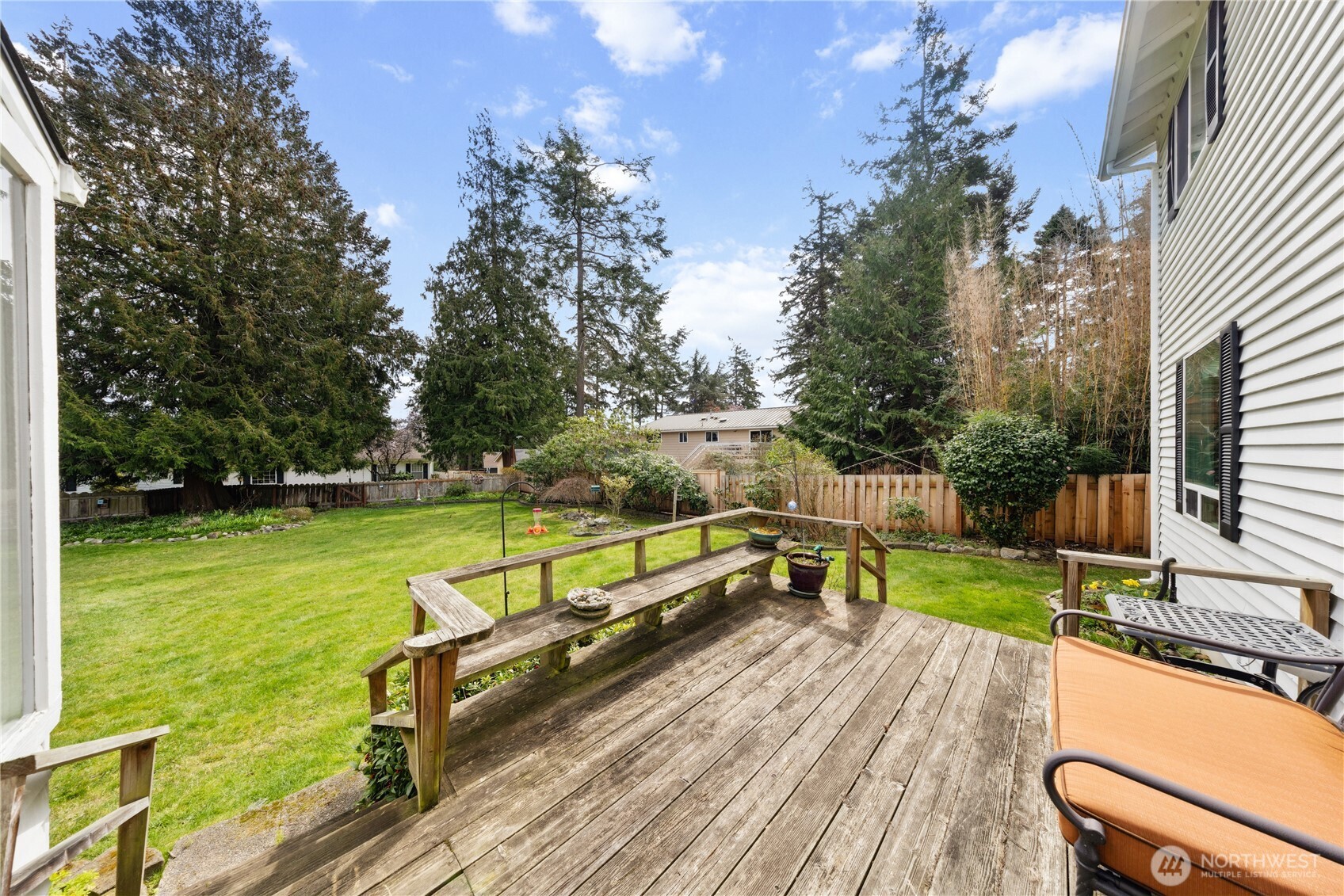 1058 SW Leschi Drive