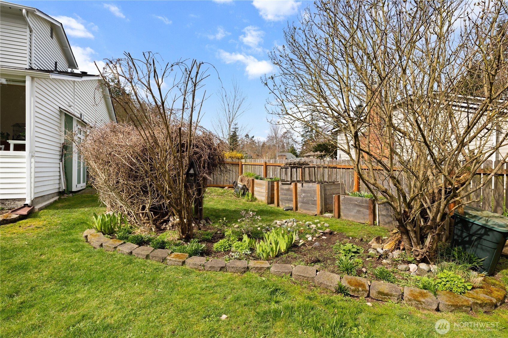 1058 SW Leschi Drive