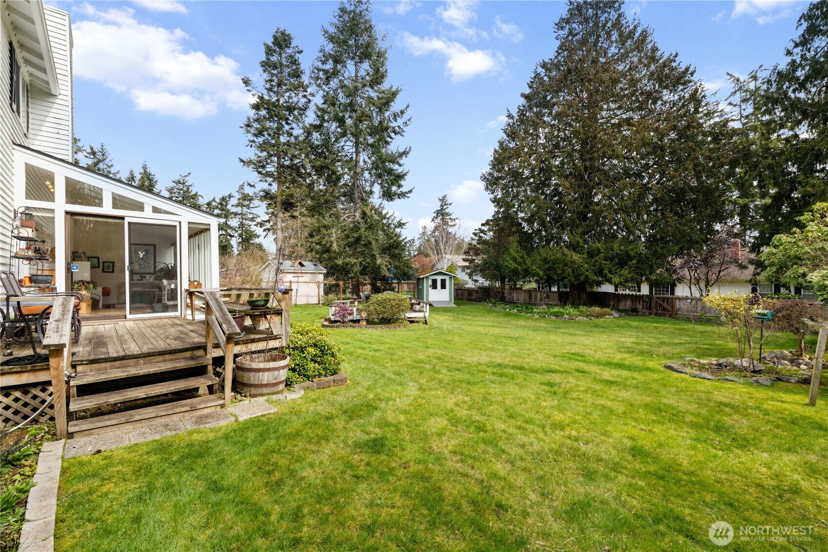 1058 SW Leschi Drive