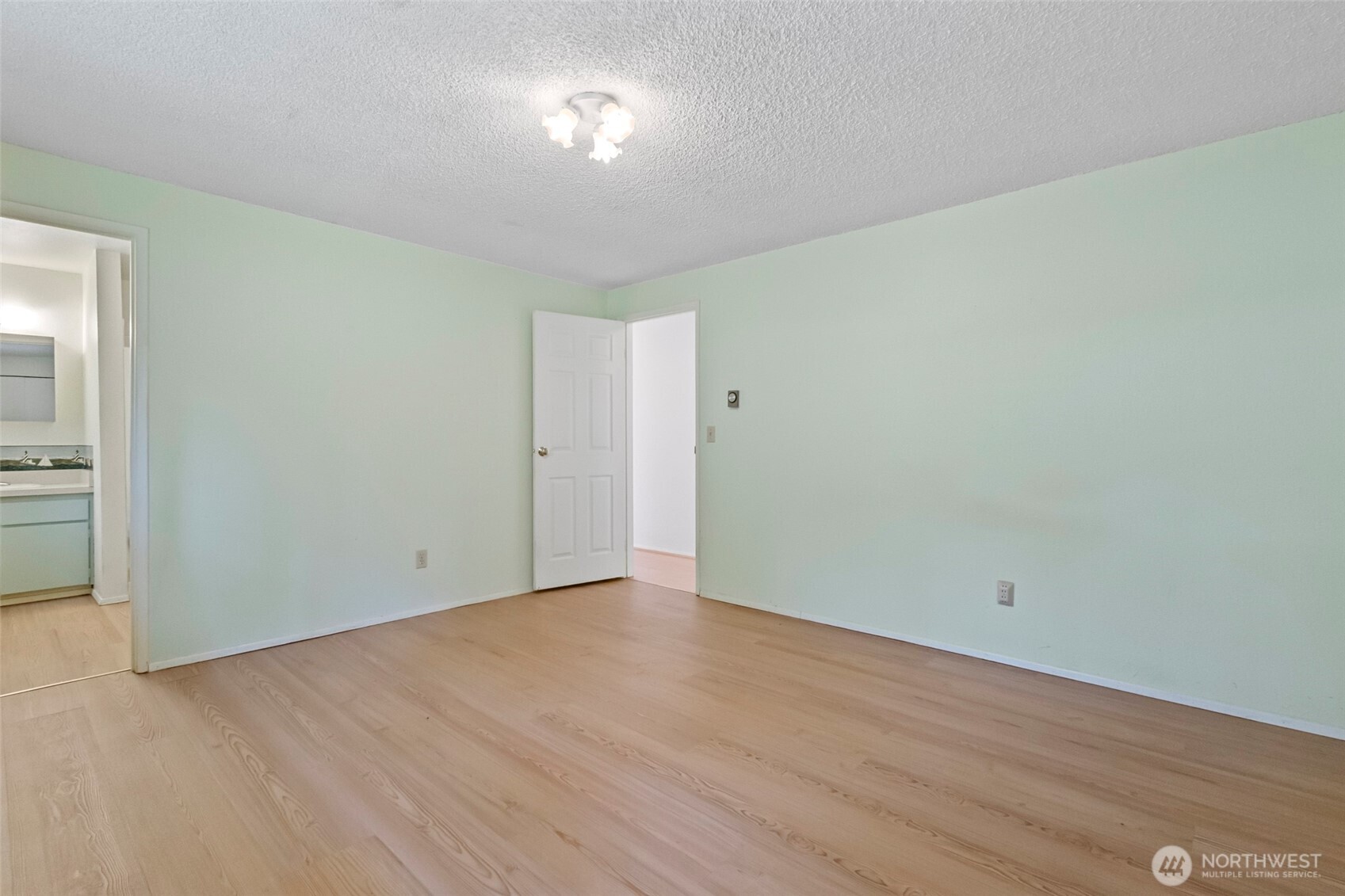 4340 Rollinghill Road