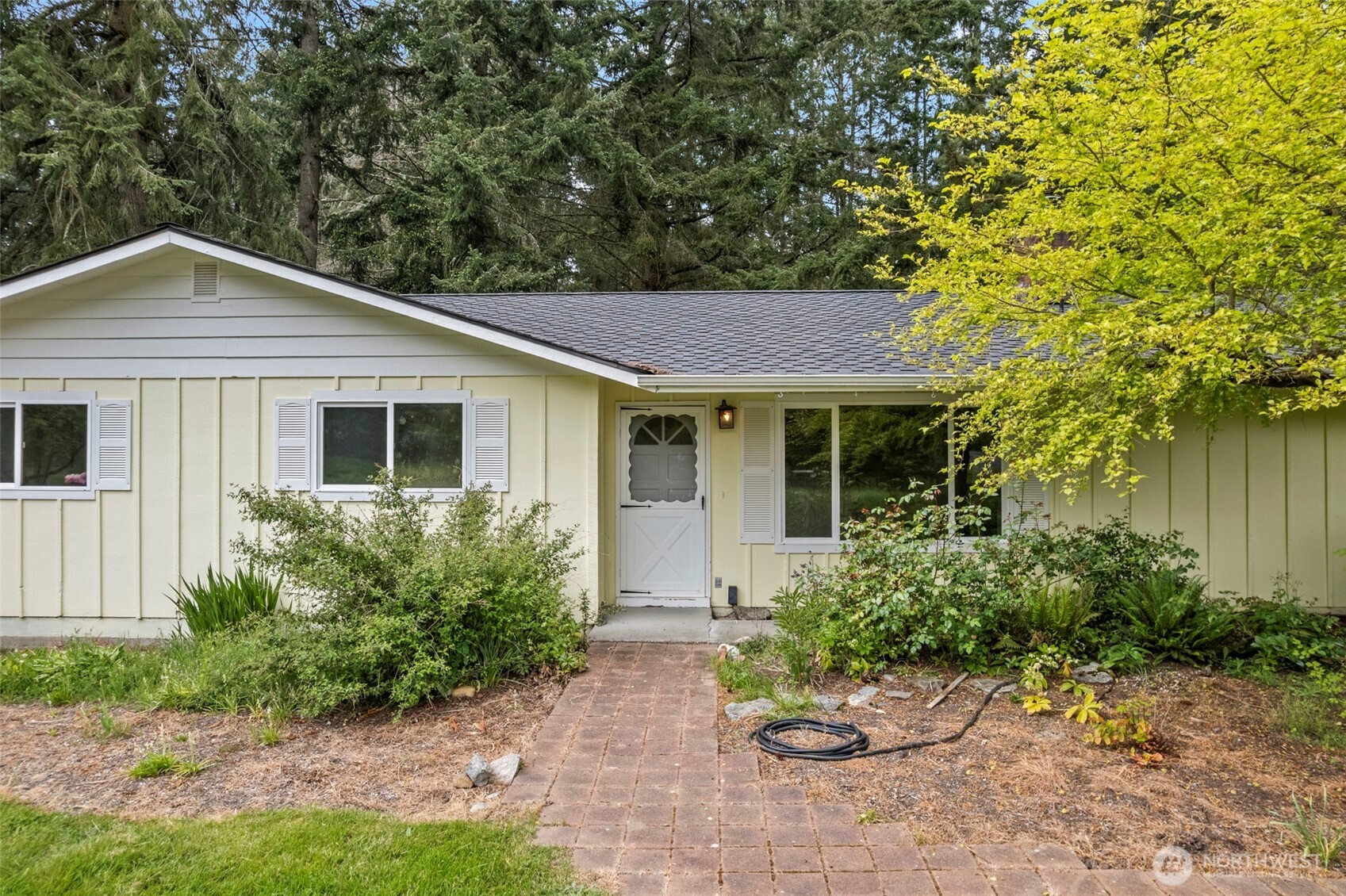 4340 Rollinghill Road