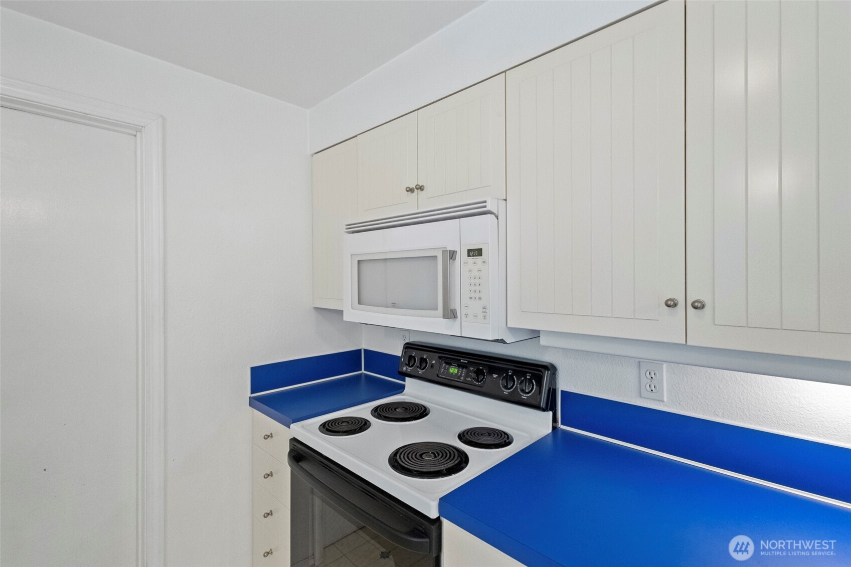 4340 Rollinghill Road