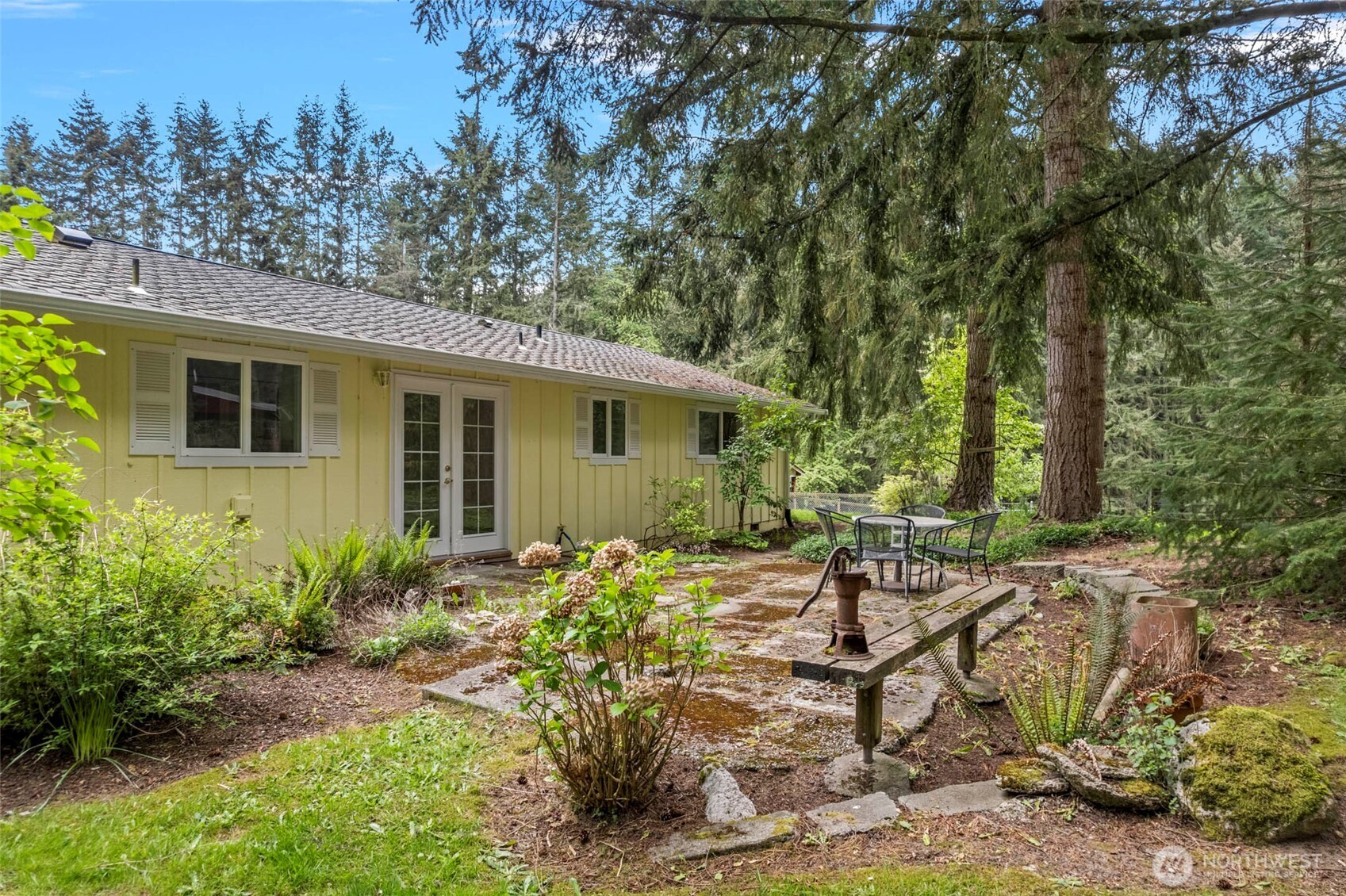 4340 Rollinghill Road