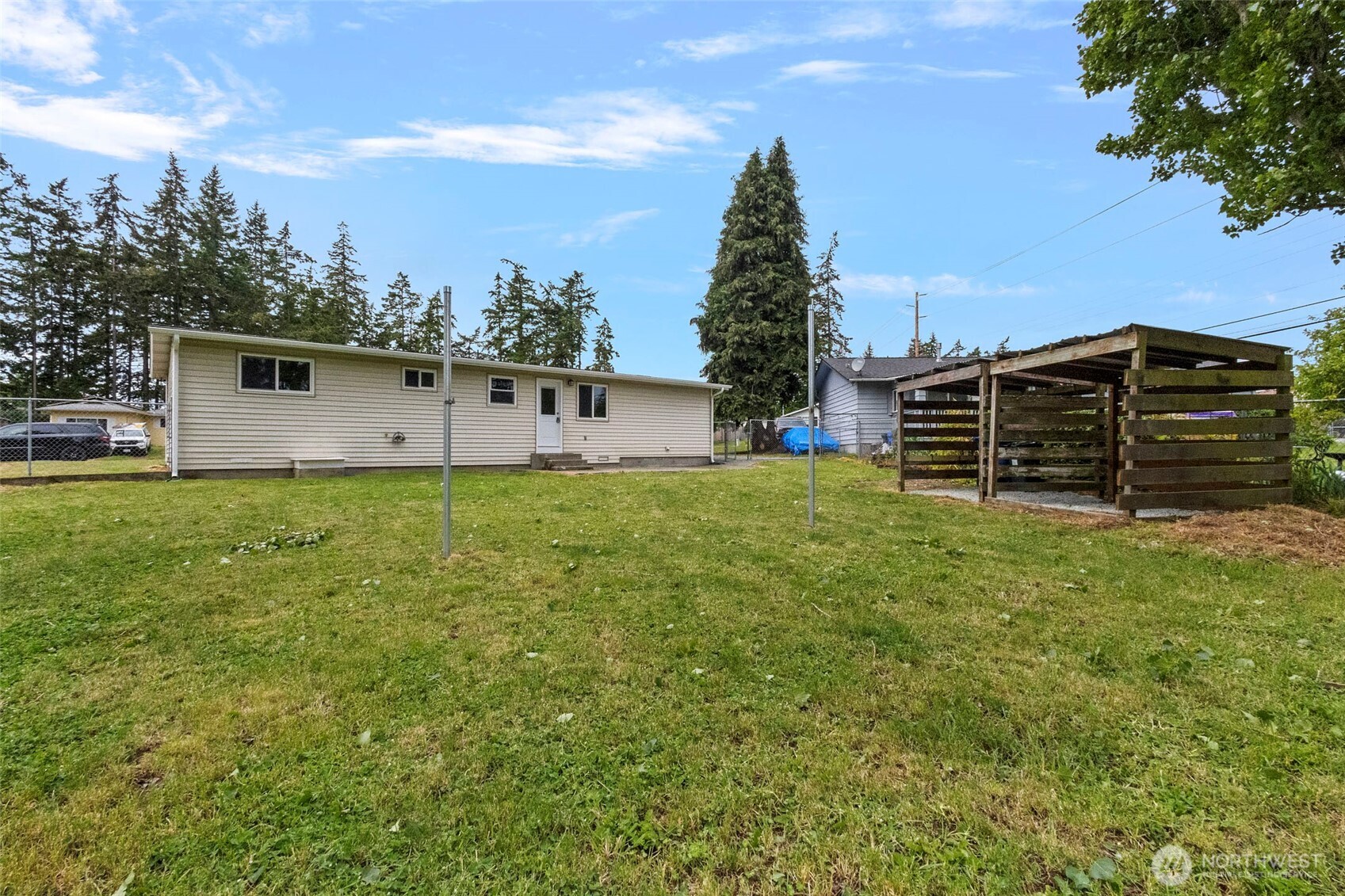 1070 NW Cathlamet Drive