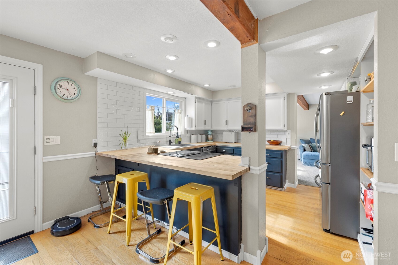 386 NW Fairhaven Drive