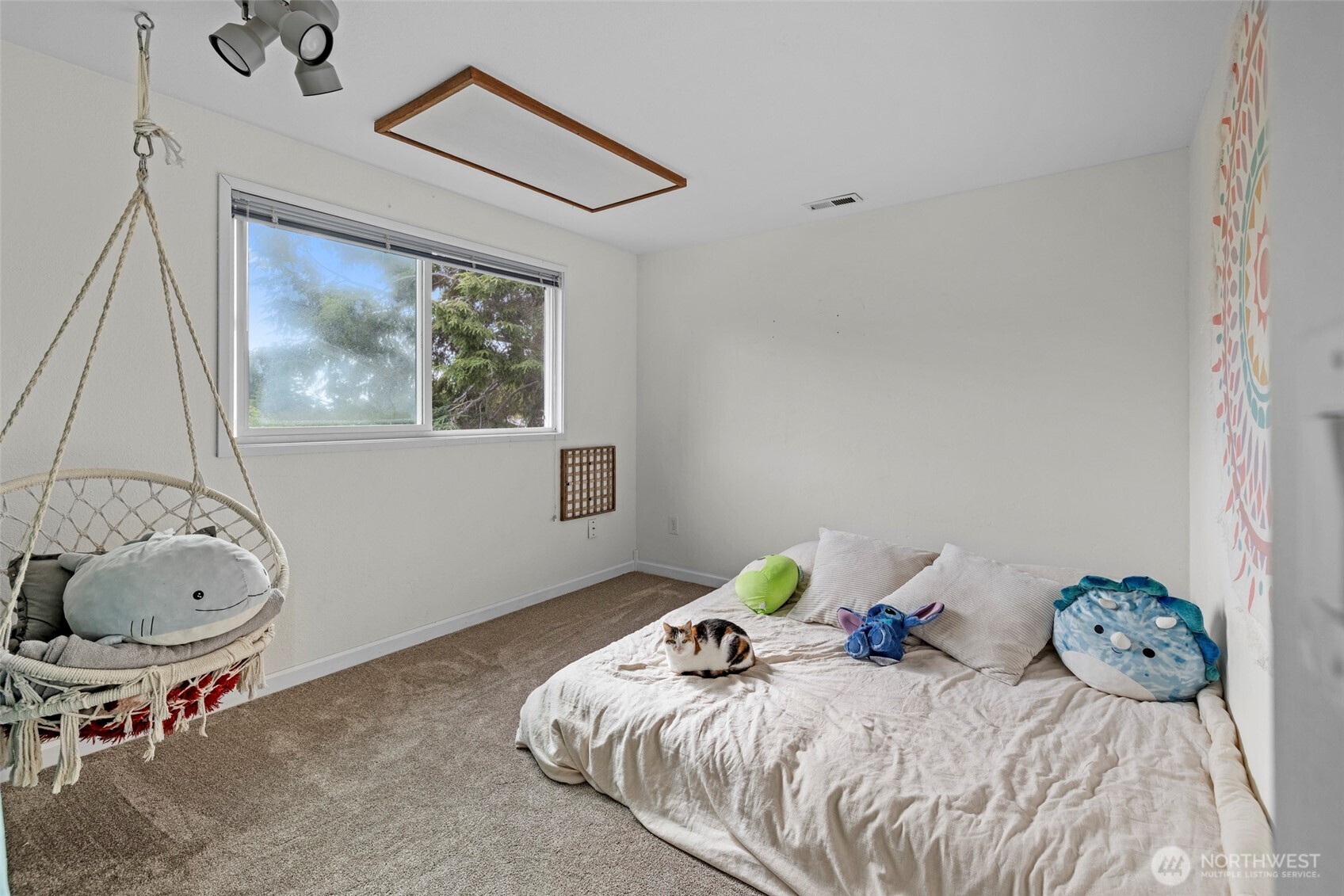 386 NW Fairhaven Drive