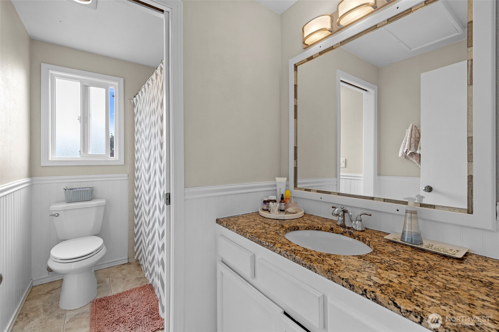 386 NW Fairhaven Drive