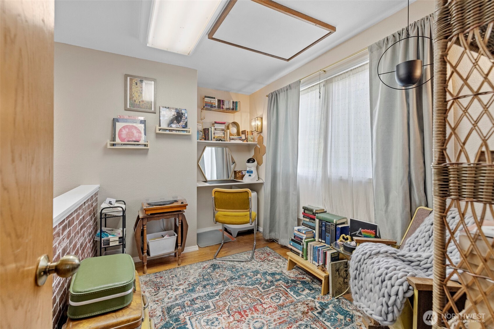 386 NW Fairhaven Drive