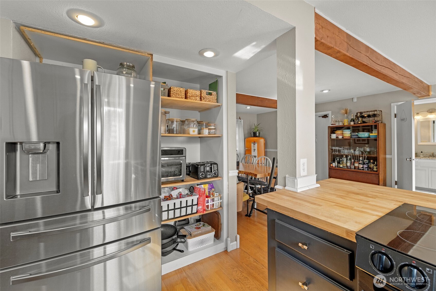 386 NW Fairhaven Drive