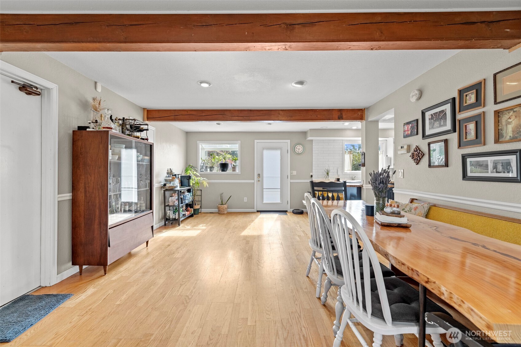 386 NW Fairhaven Drive