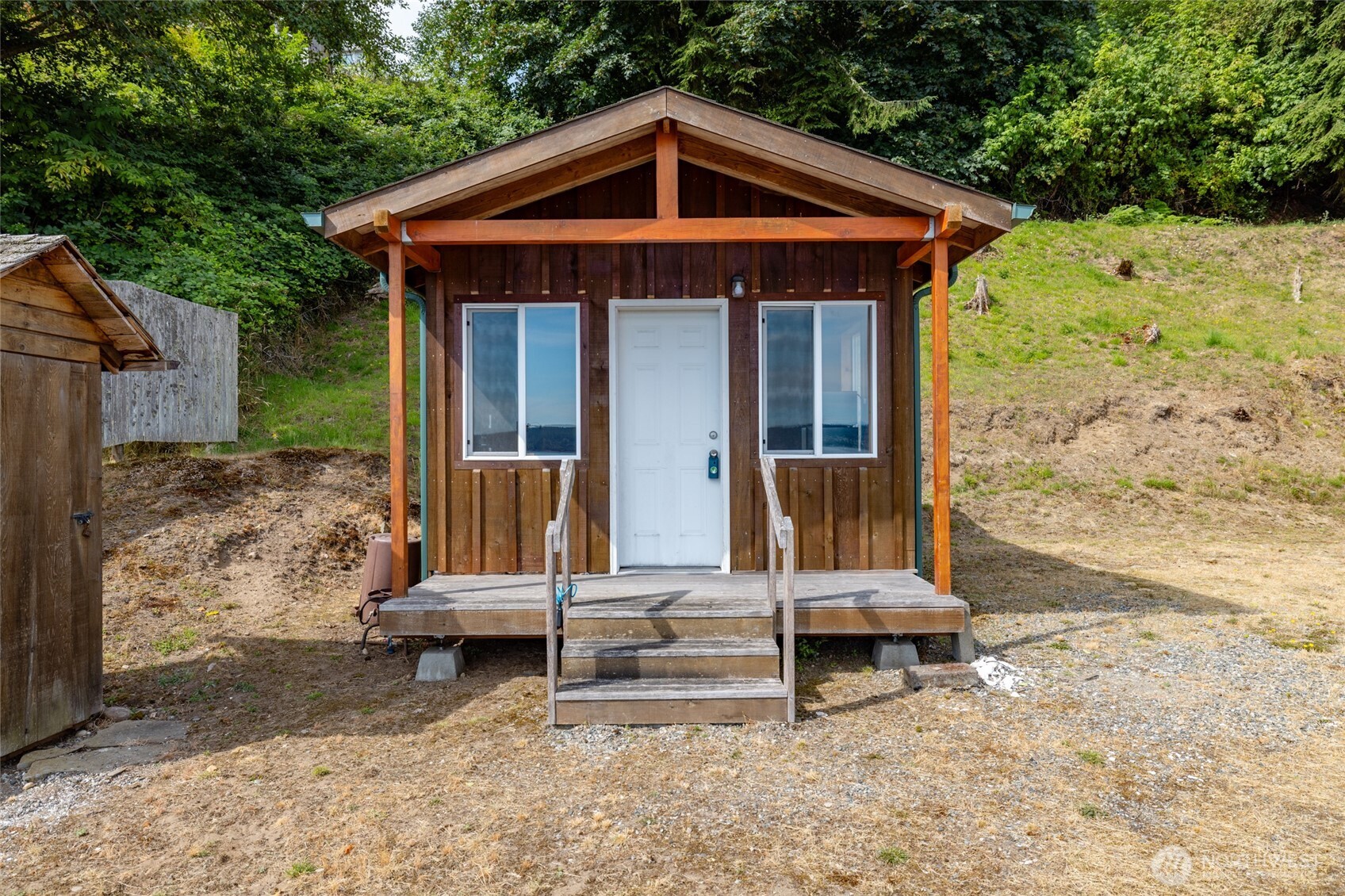 2217 Cranes Landing Drive