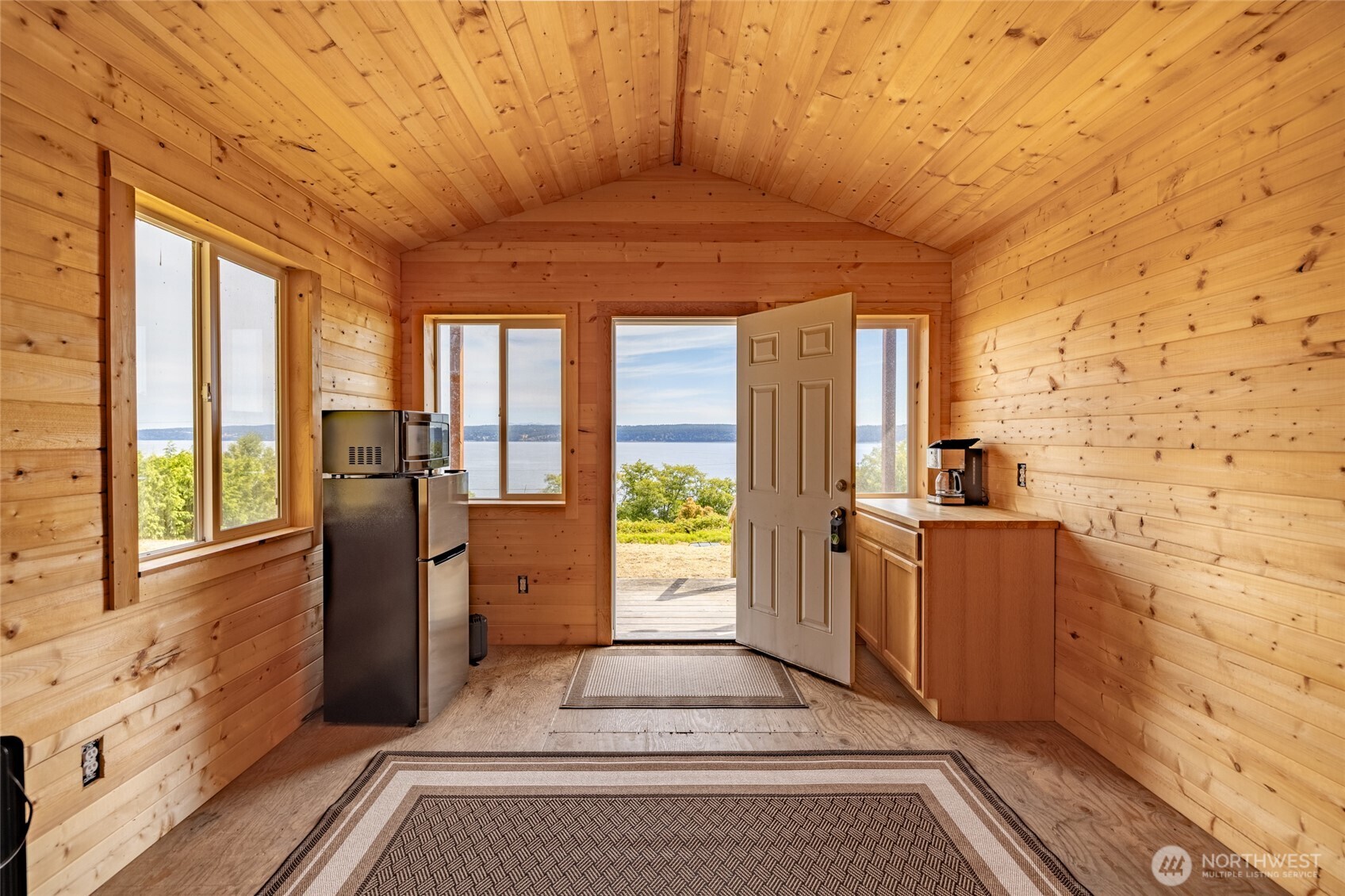 2217 Cranes Landing Drive