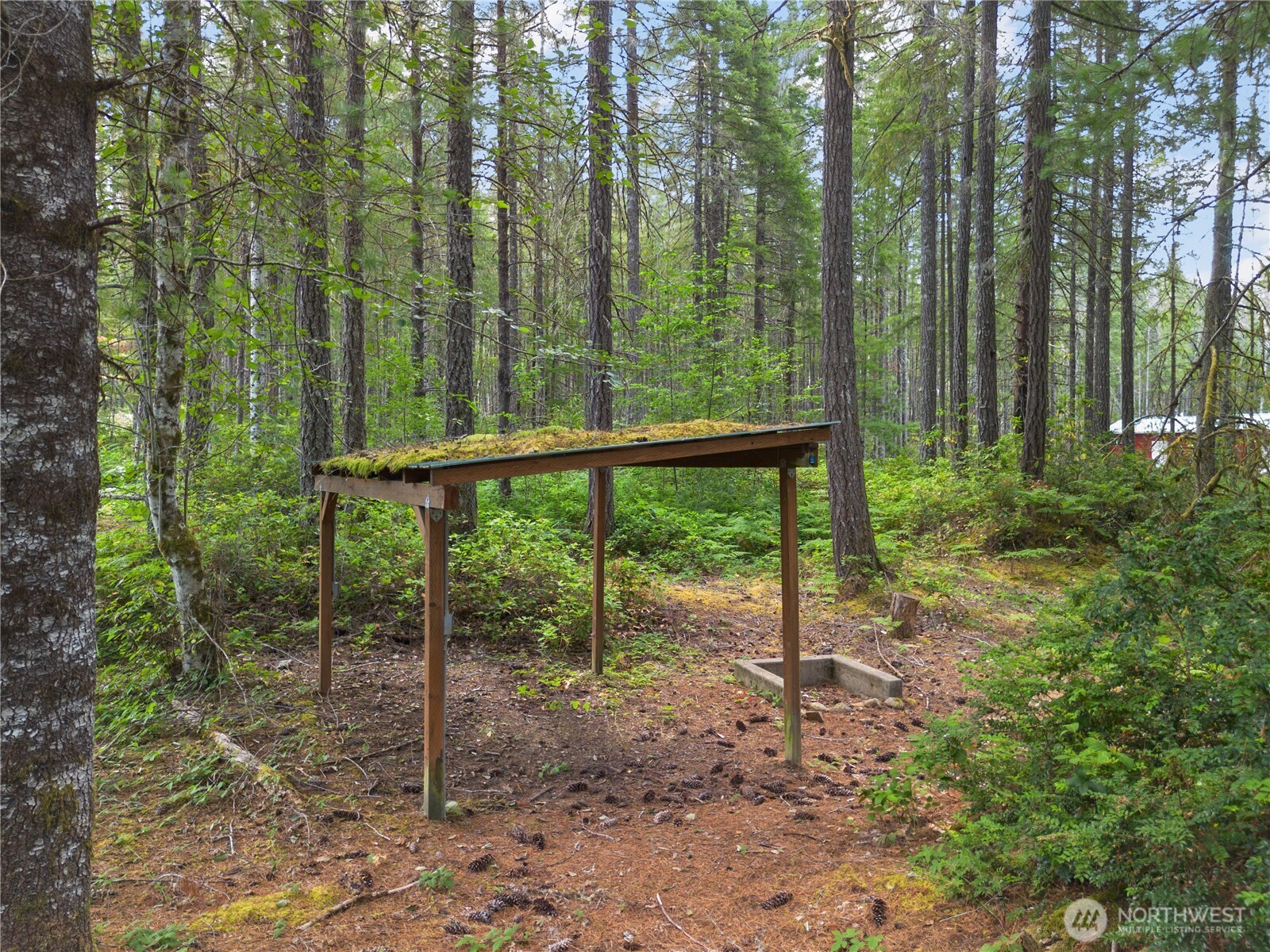 190 NE Pine Camp Road