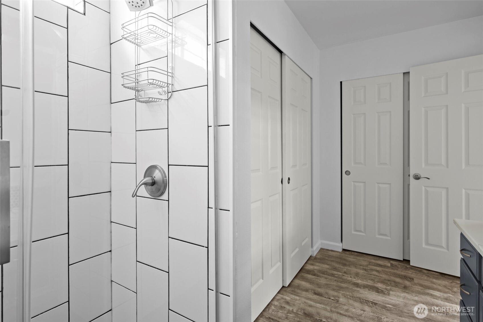 785 SW Puffin Street