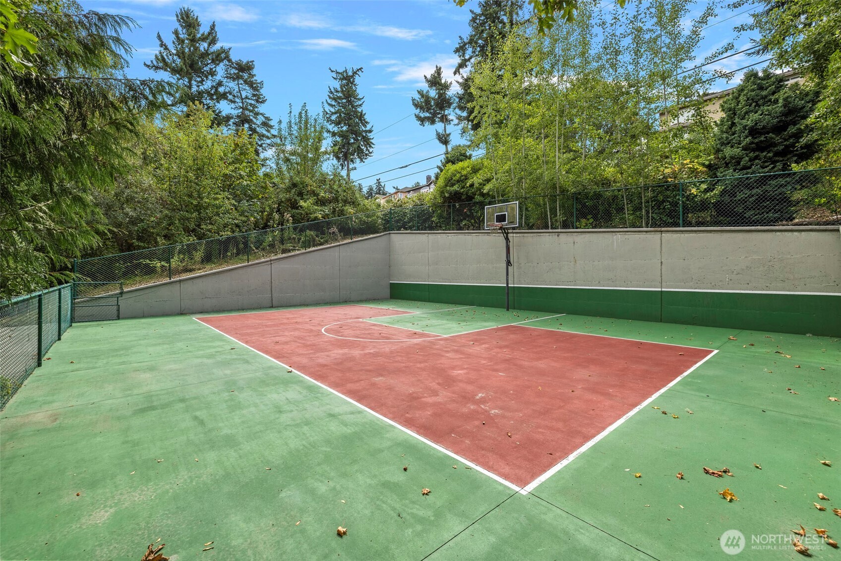 2220 SW Scenic Heights Street