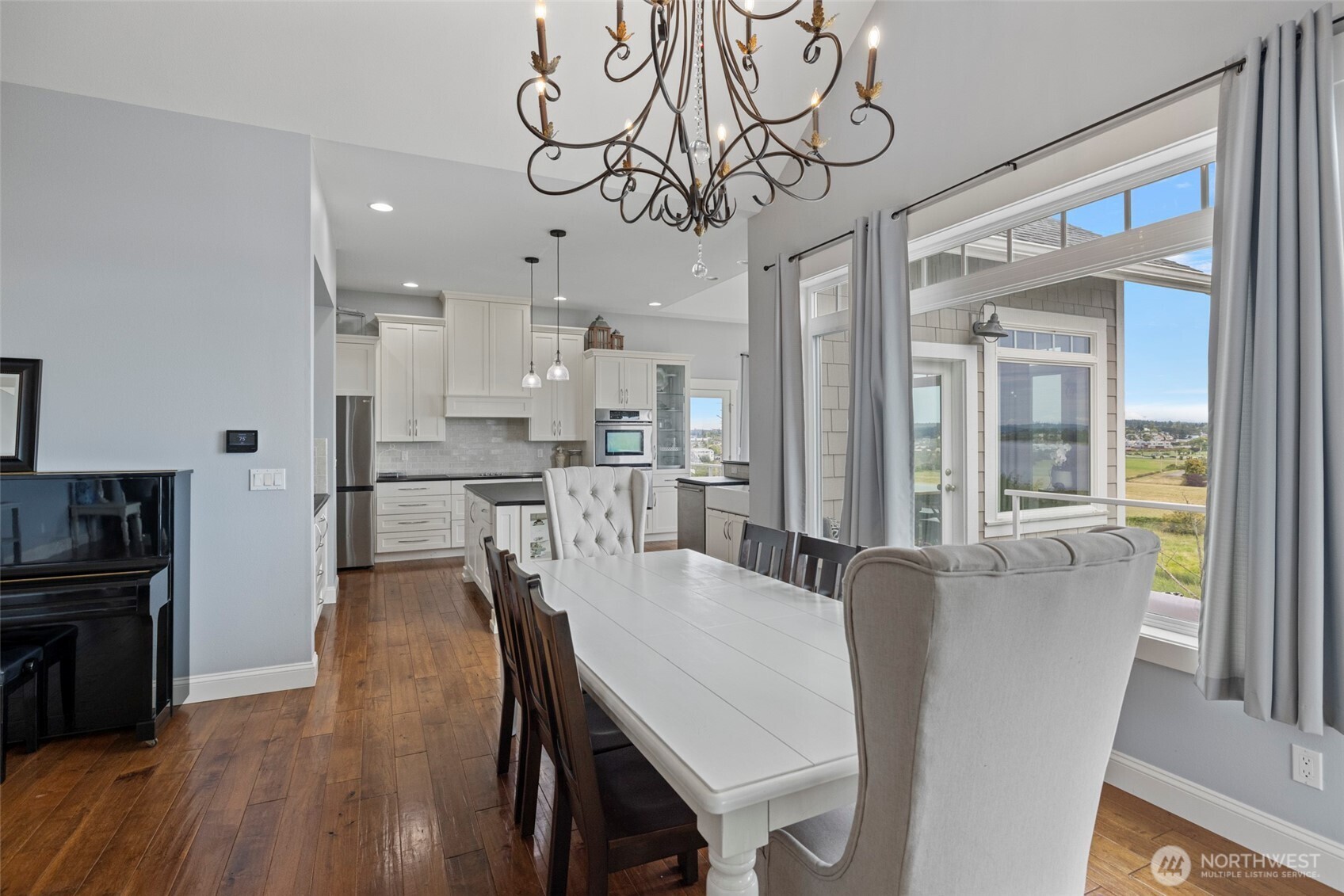 2220 SW Scenic Heights Street