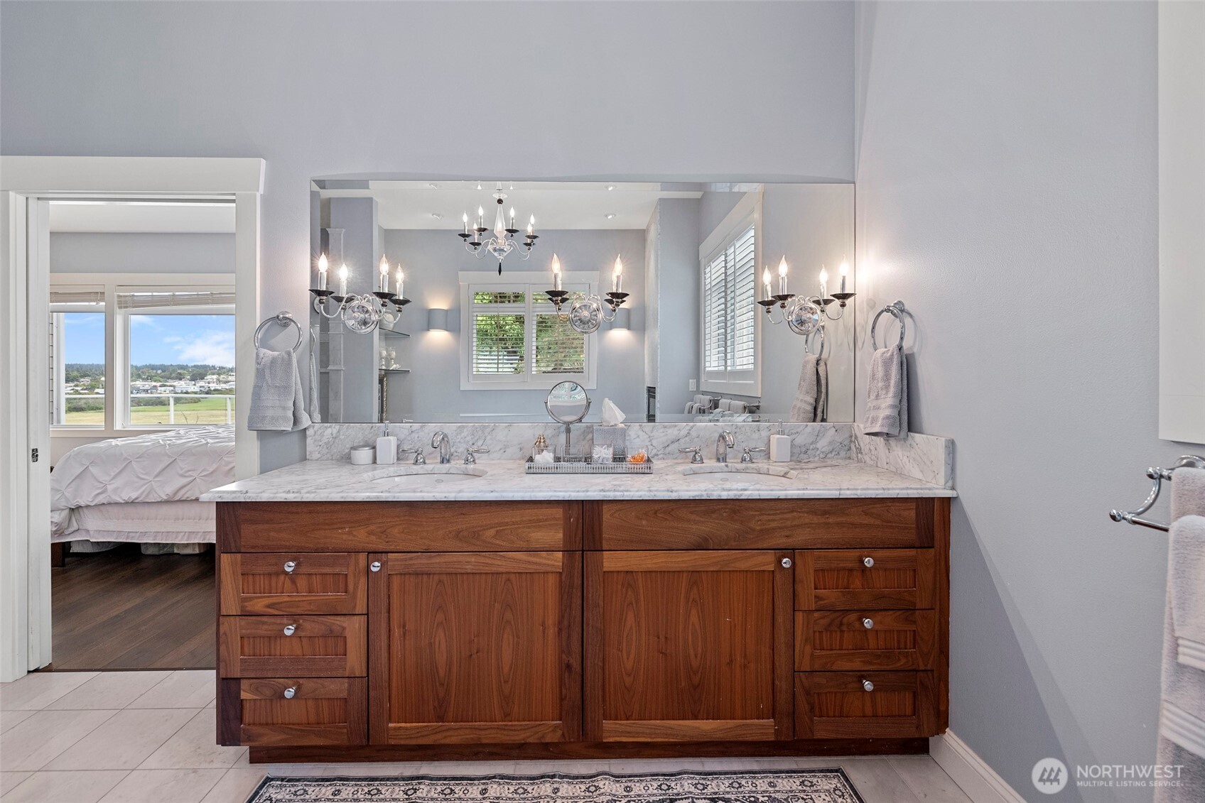 2220 SW Scenic Heights Street