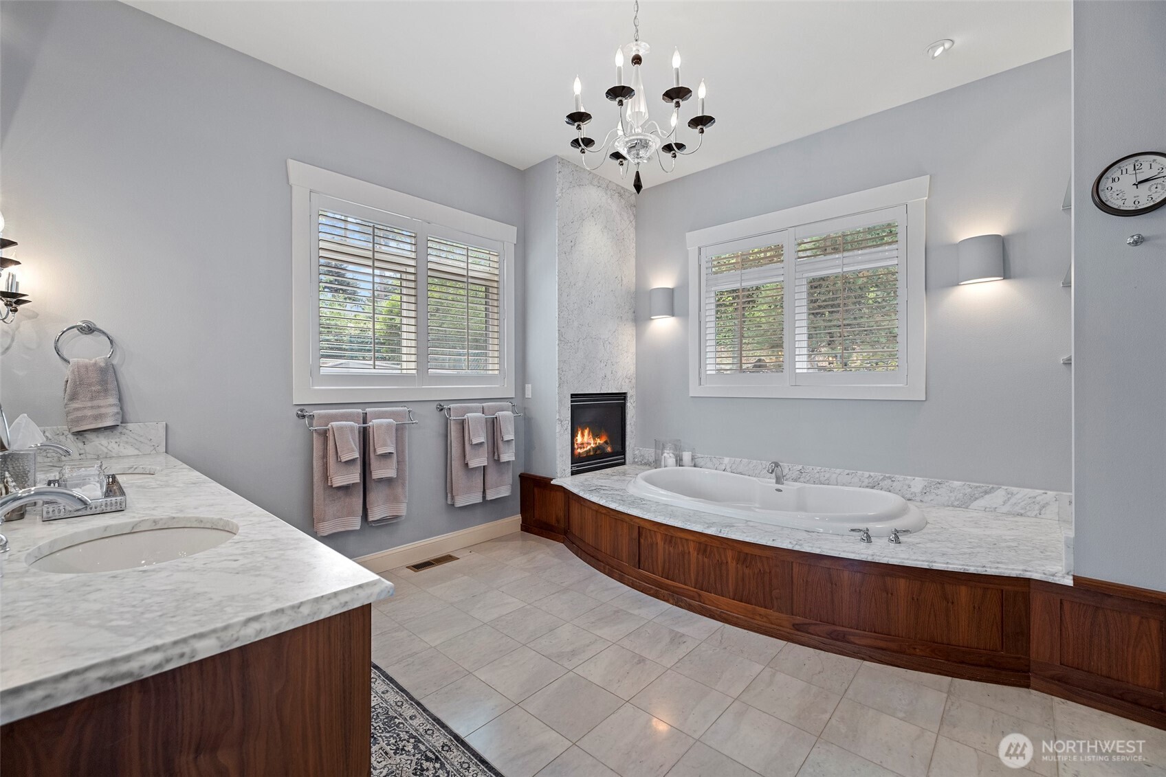 2220 SW Scenic Heights Street