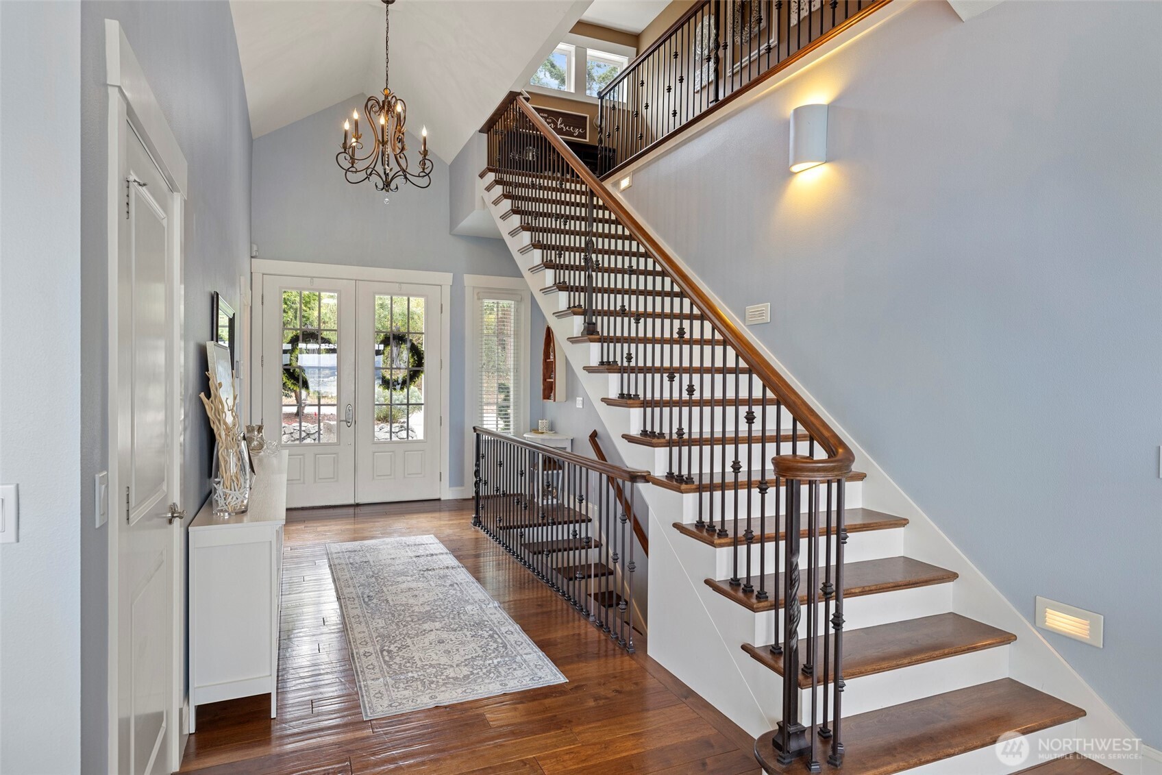 2220 SW Scenic Heights Street