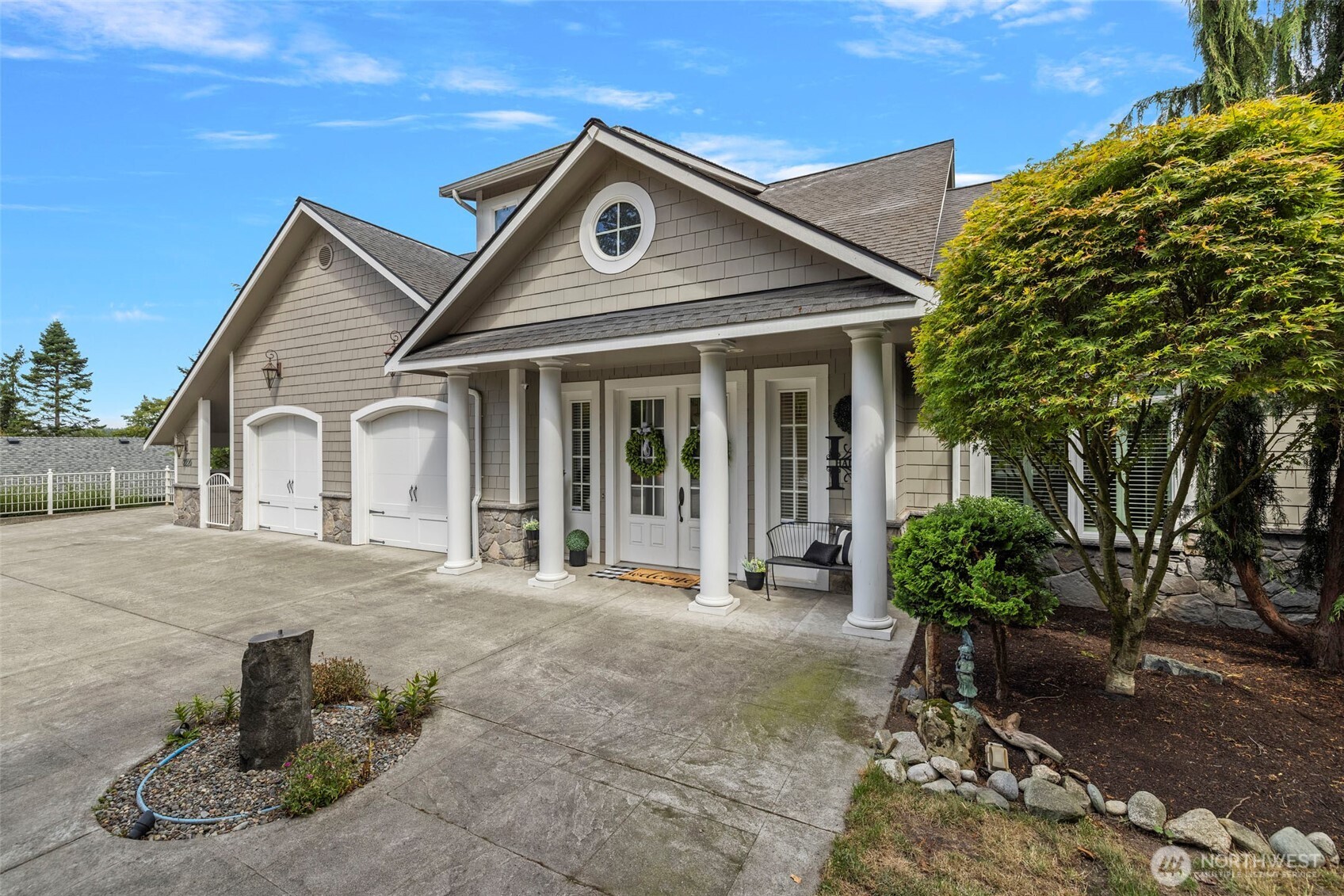 2220 SW Scenic Heights Street