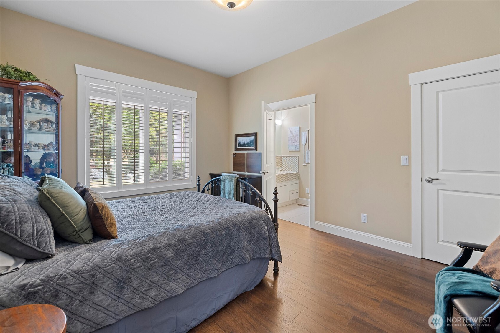 2220 SW Scenic Heights Street