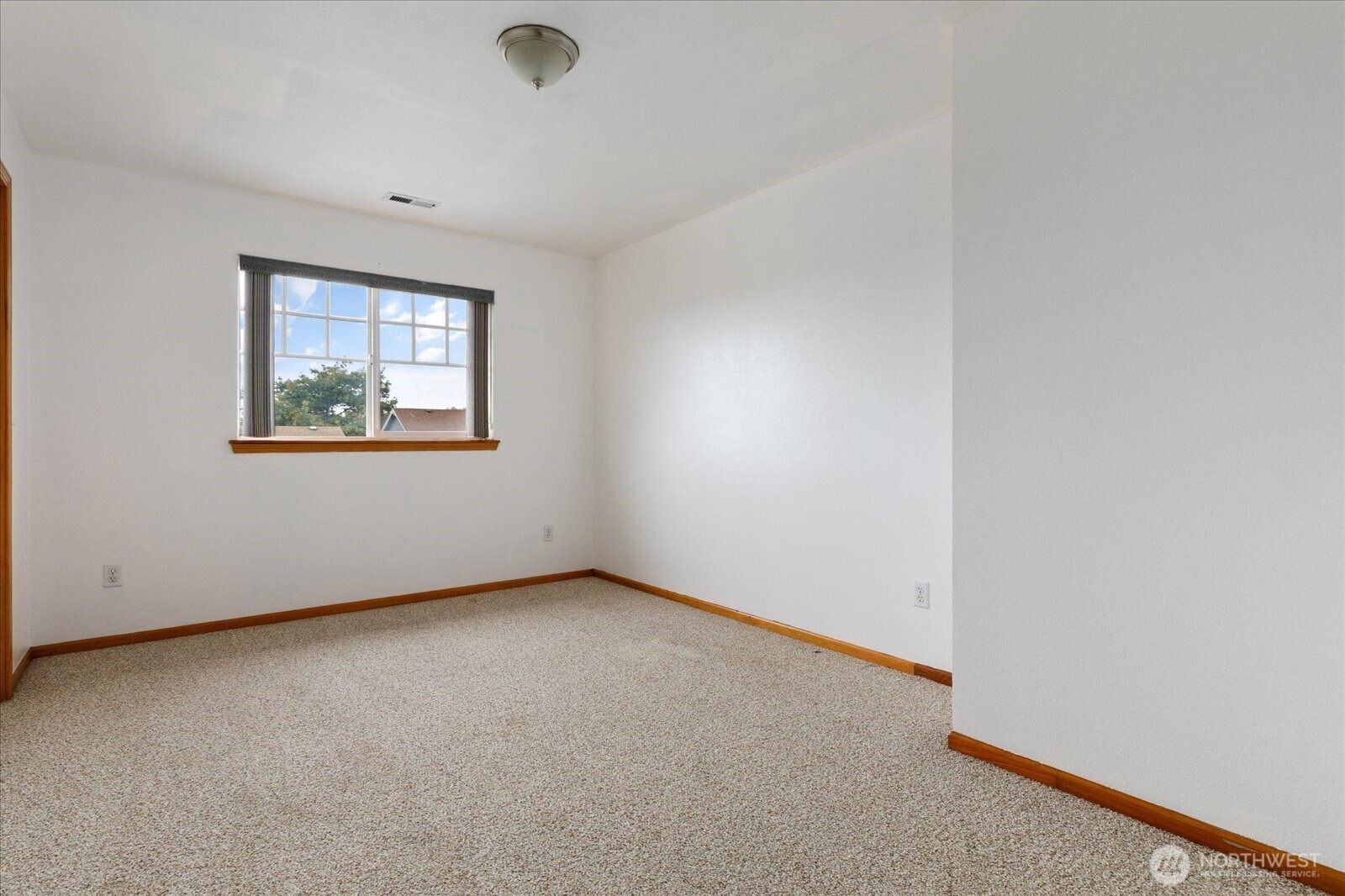 1875 SW Sunnyside Avenue