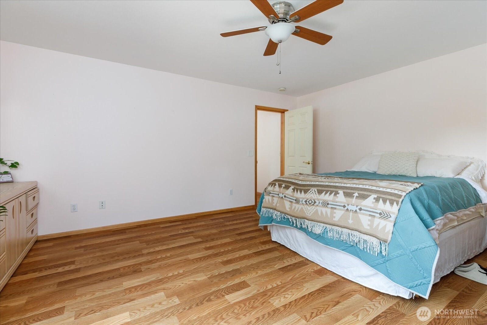 1875 SW Sunnyside Avenue