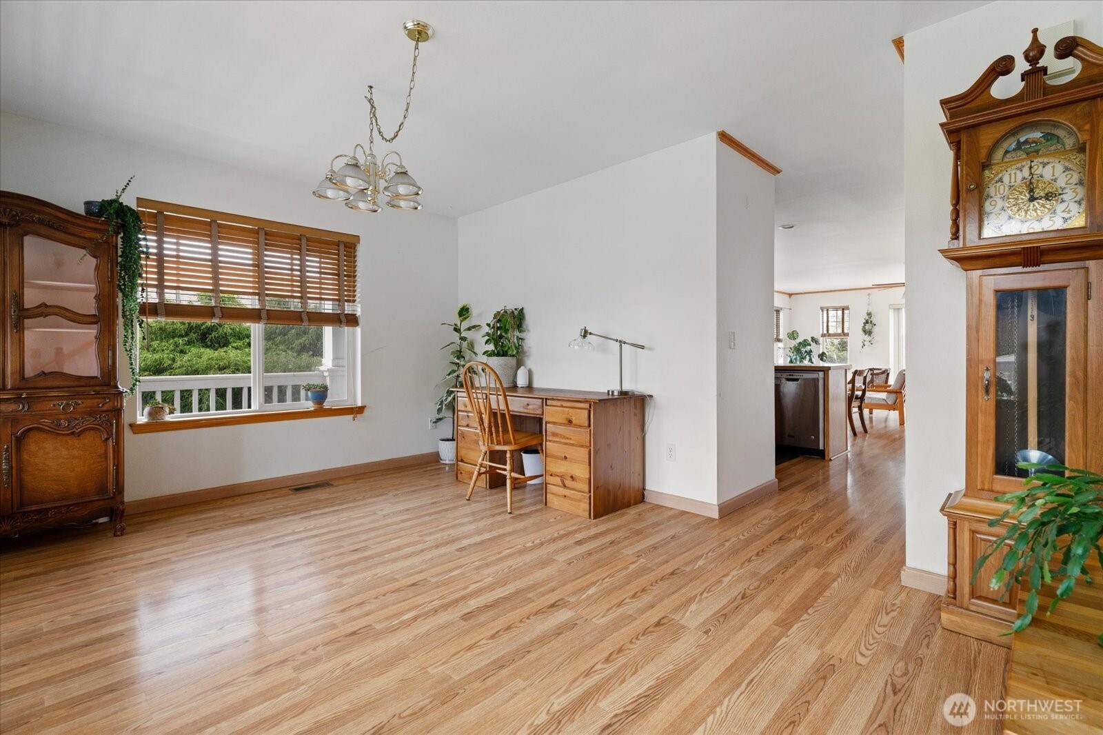 1875 SW Sunnyside Avenue