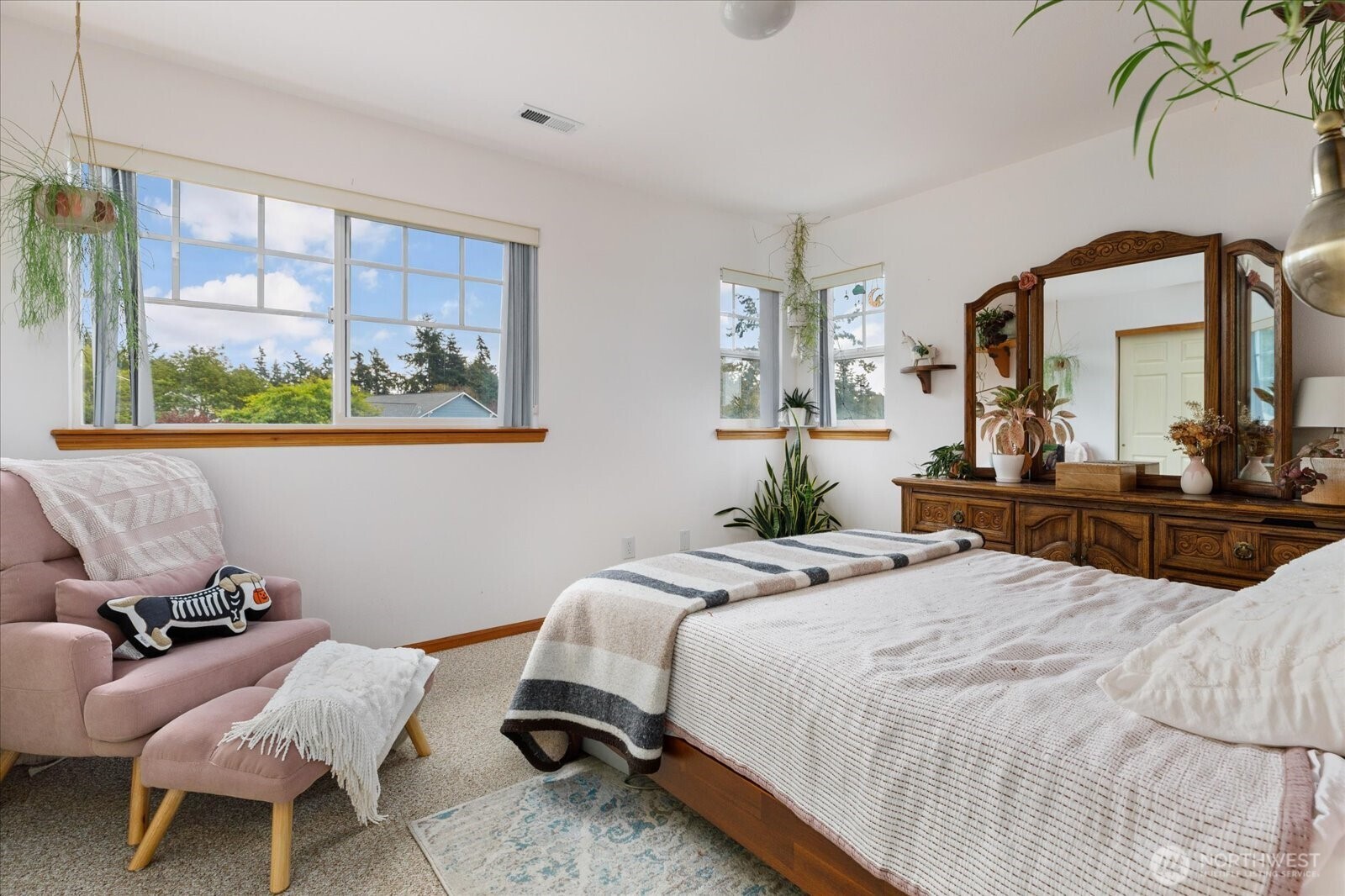 1875 SW Sunnyside Avenue