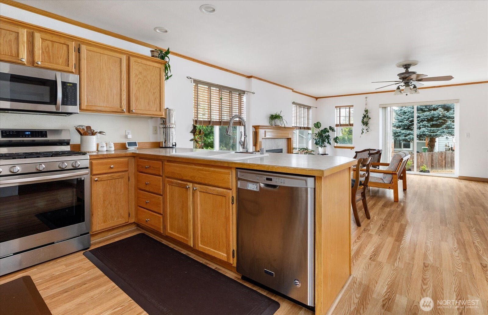 1875 SW Sunnyside Avenue