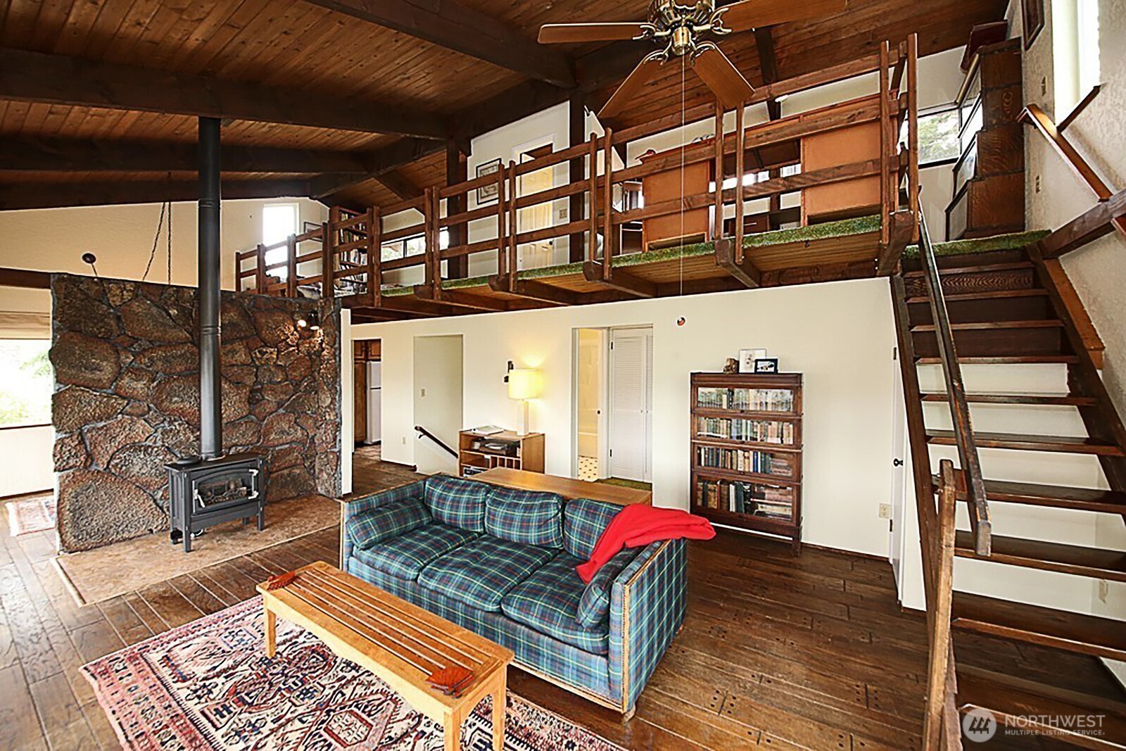 8122 Autumn Lane