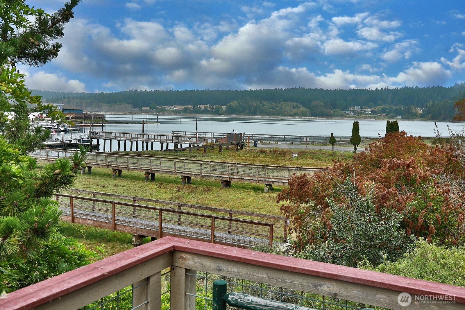 8122 Autumn Lane